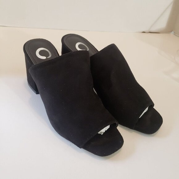 Journee Collection Adelaide slides size 7.5 - Picture 4 of 10